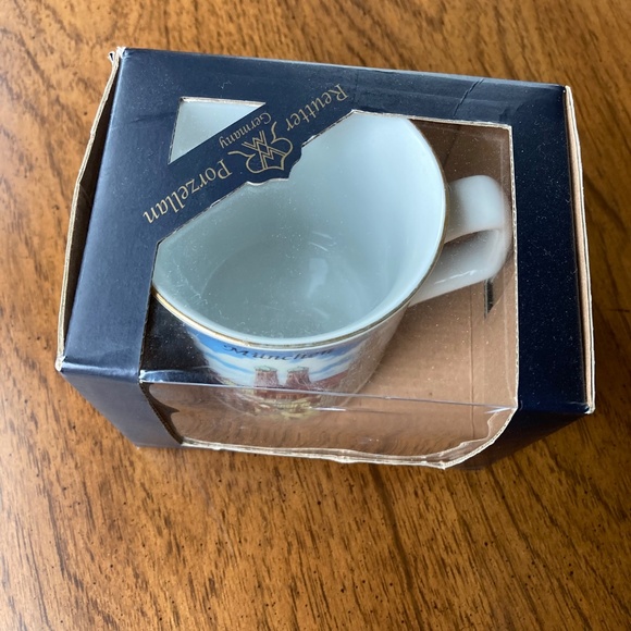 Souvenir Mug Munich Germany Reutter Porzellan Frauenkirche Cathedral Munchen - Picture 8 of 8